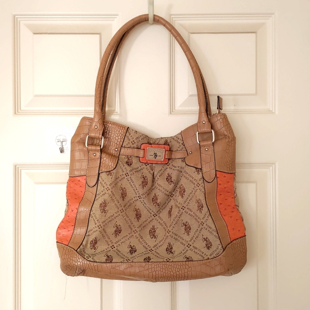 U.S. POLO Cotton blended material and vinyl trim shoulder bag with logo patterns